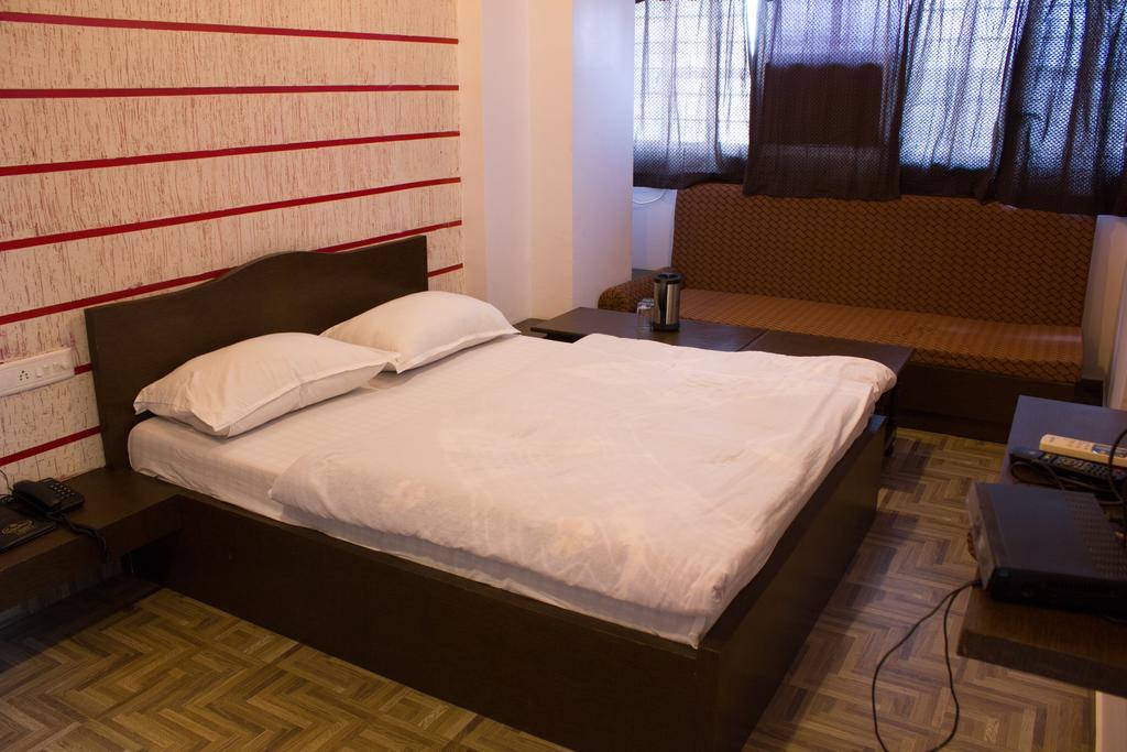 Hotel Holiday Home Divisione di Divisione di Jaipur Esterno foto